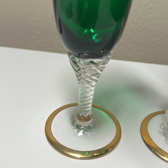 Czech Bohemia 24k gold and green hand painted champagne flute set - Picture 3 of 6
